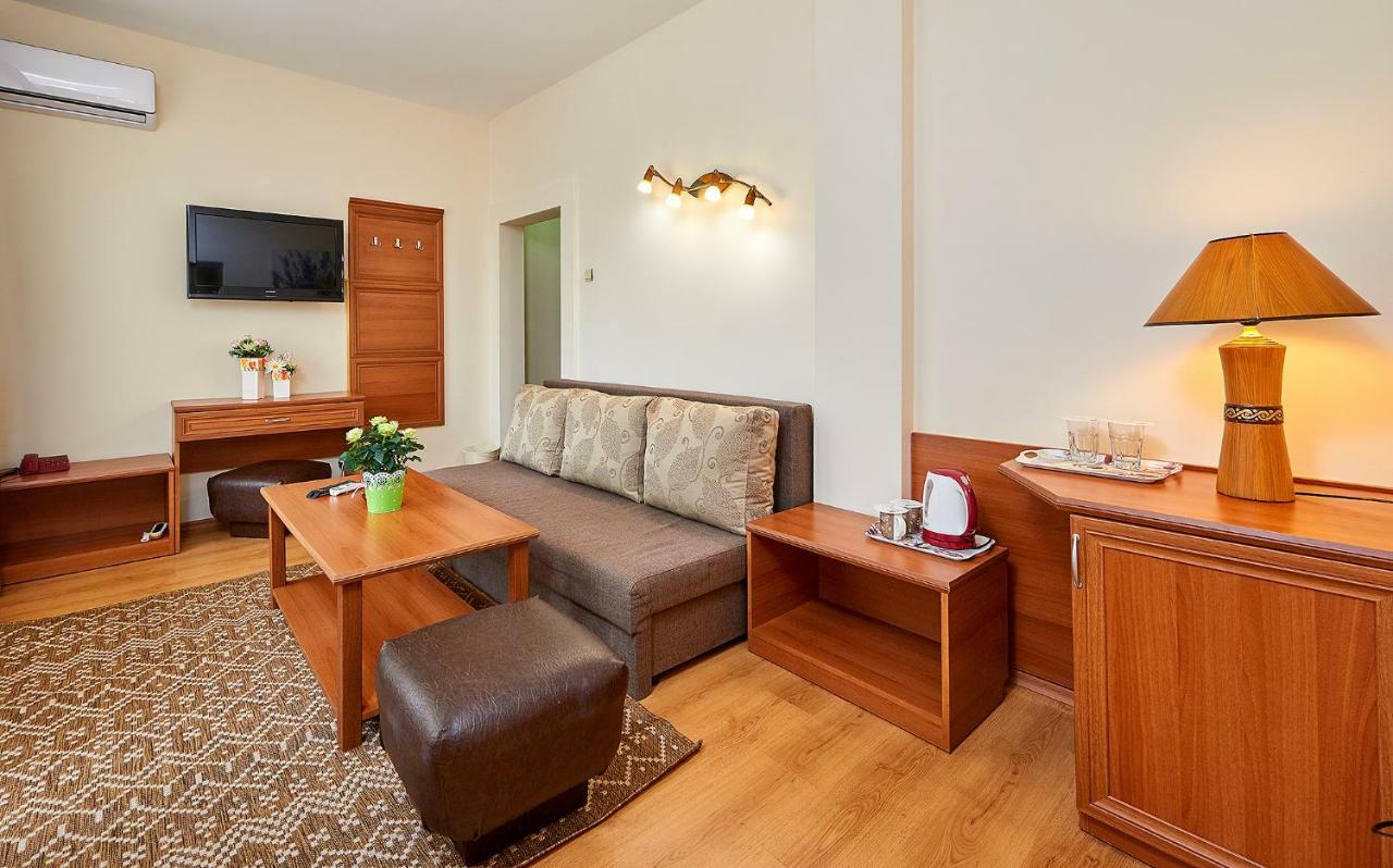 Hotel Venus Σάνι Μπιτς Εξωτερικό φωτογραφία
